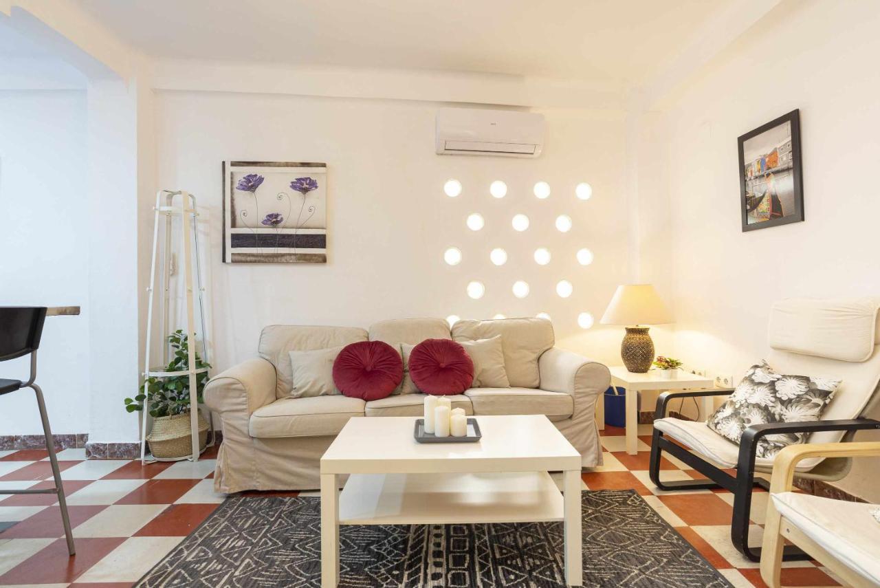 Apartamento San Juan Vintage Málaga Exteriör bild